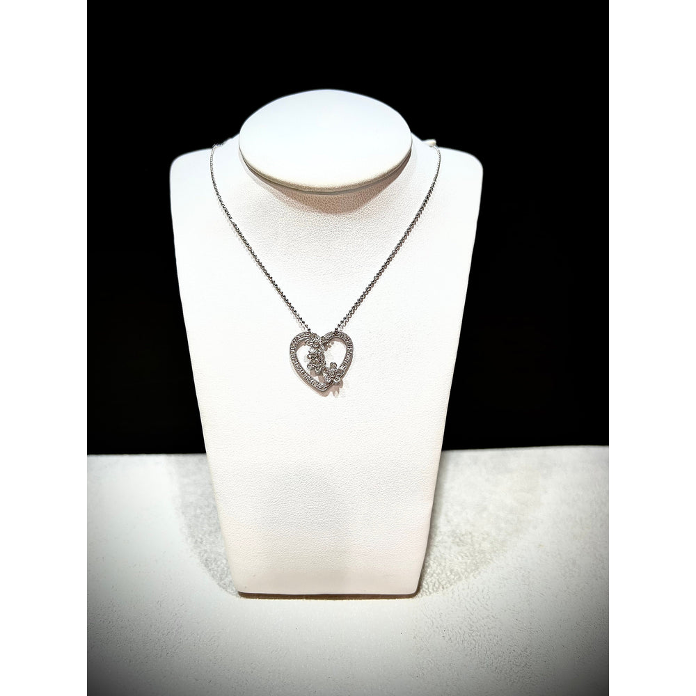 14K Diamond Flower Heart Necklace / Diamond Heart Necklace / 14K White Gold Diamond Heart Necklace / Heart Necklace