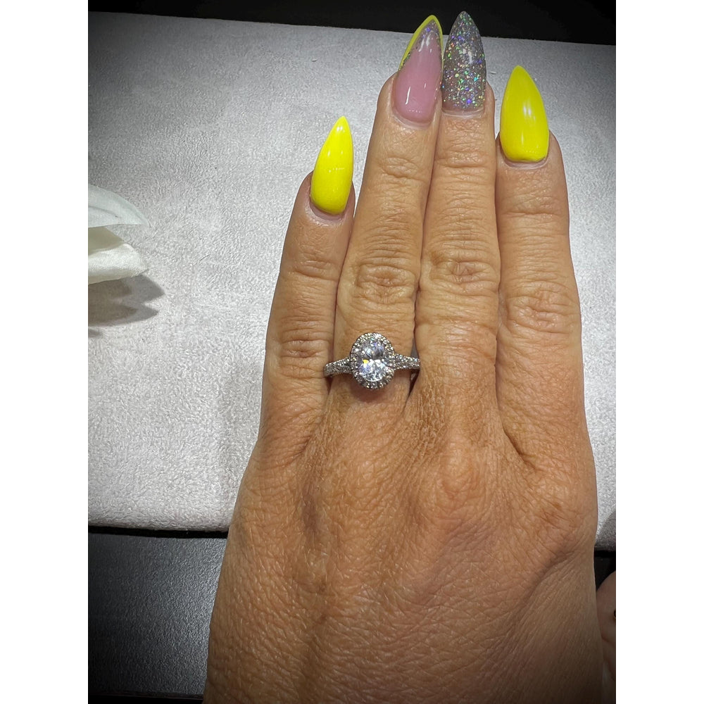 14K Verragio Oval Diamond Engagement Ring 1.00 Carat Center