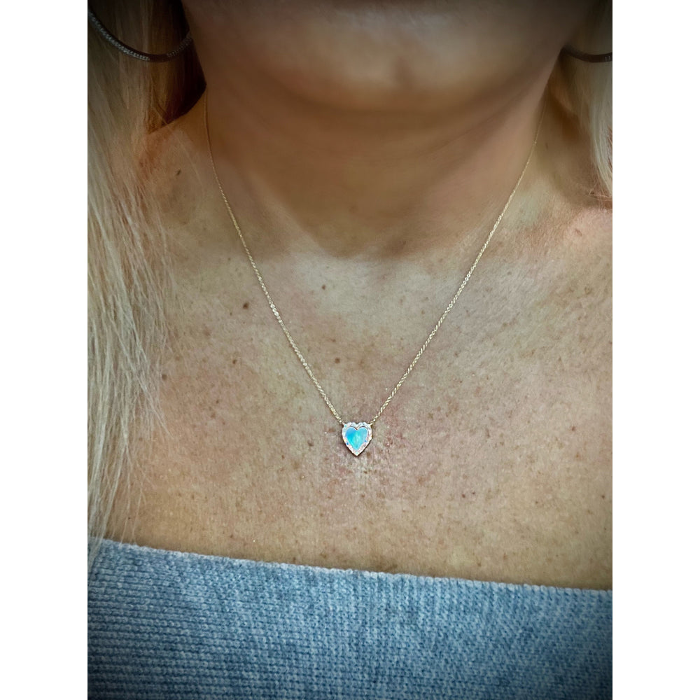 14K Mother of Pearl Diamond Heart Necklace / Mother of Pearl Heart Pendant / 14K Small Diamond Heart / Heart Necklace / Diamond Heart