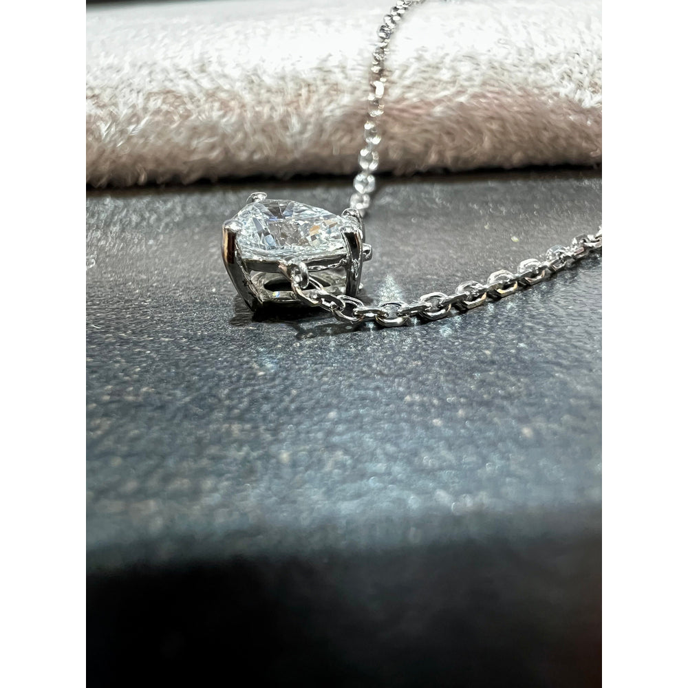 14K Pear Shape Diamond Necklace / Pear Diamond Prong Set Necklace / 14K Diamond Solitaire Necklace / Dainty Diamond Necklace