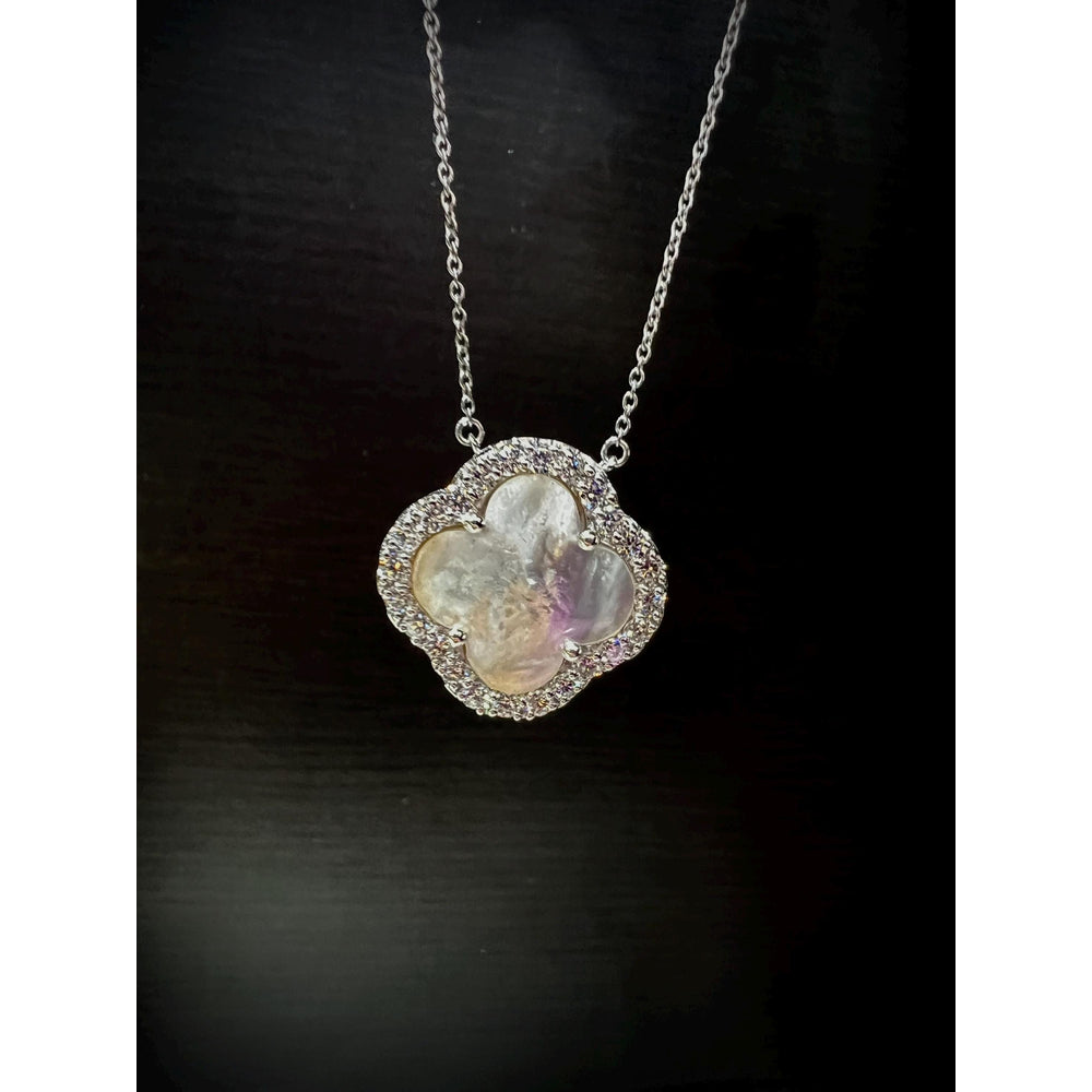 Diamond Mother of Pearl Clover Necklace / Diamond Clover Necklace / Clover Necklace / Mother of Pearl Necklace/ Diamond Flower Necklace