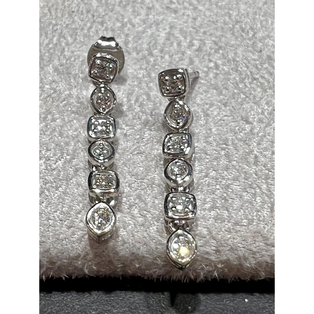 Diamond Dangle Earrings/ 1/2 Carat Diamond Earrings/ 1/2 Carat Diamond Dangle Earrings/ Diamond Earrings/ Dangle Earrings
