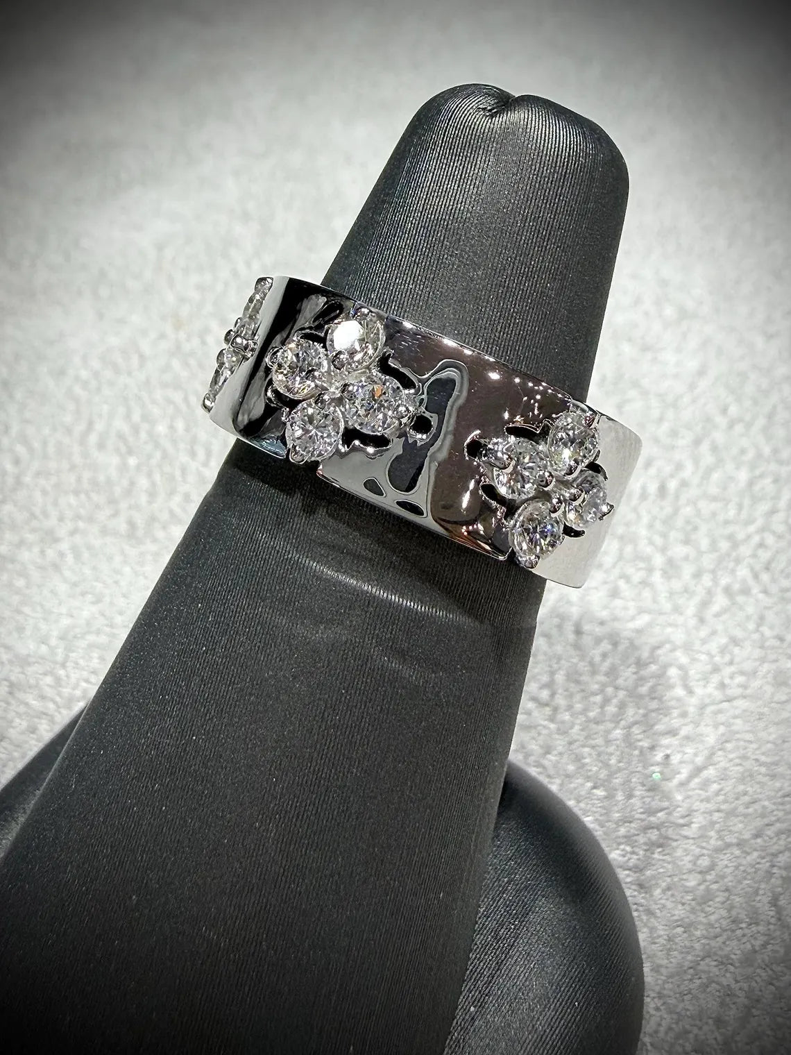 Diamond Flower Station Ring 0.80 Carats: Sterling Silver, Lab Grown Diamonds