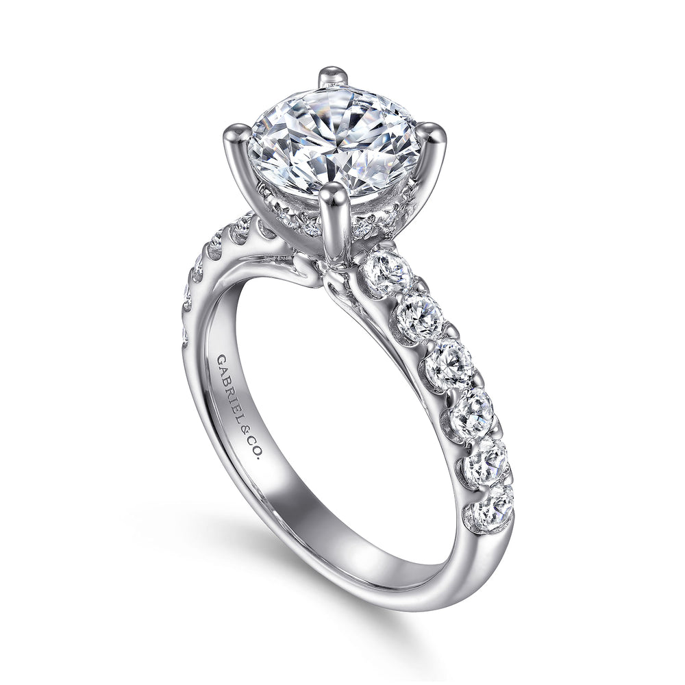 18K White Gold Round Diamond Engagement Ring
