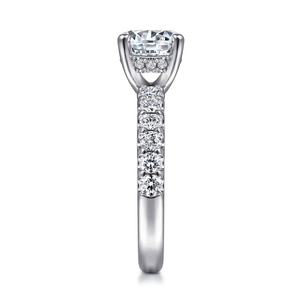 18K White Gold Round Diamond Engagement Ring