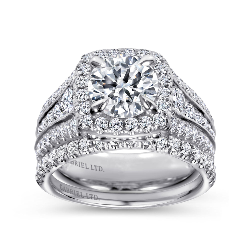18K White Gold Round Halo Diamond Engagement Ring