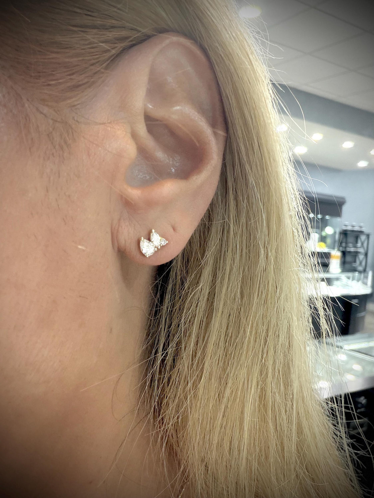 10K Lab Grown Diamond Cluster Earrings, 0.60 Carats tw.