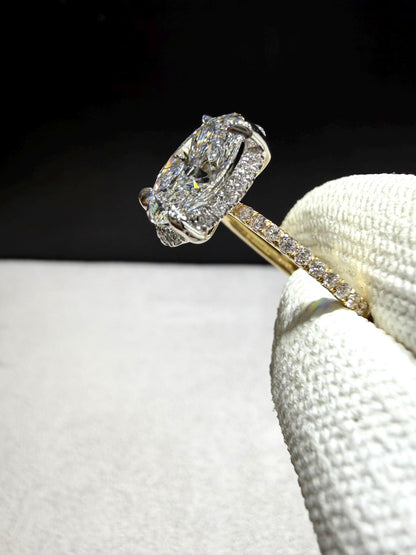 14K Yellow Gold Oval Diamond Engagement Ring, 3.04 Carat Lab Grown IGI Certified VS1/E