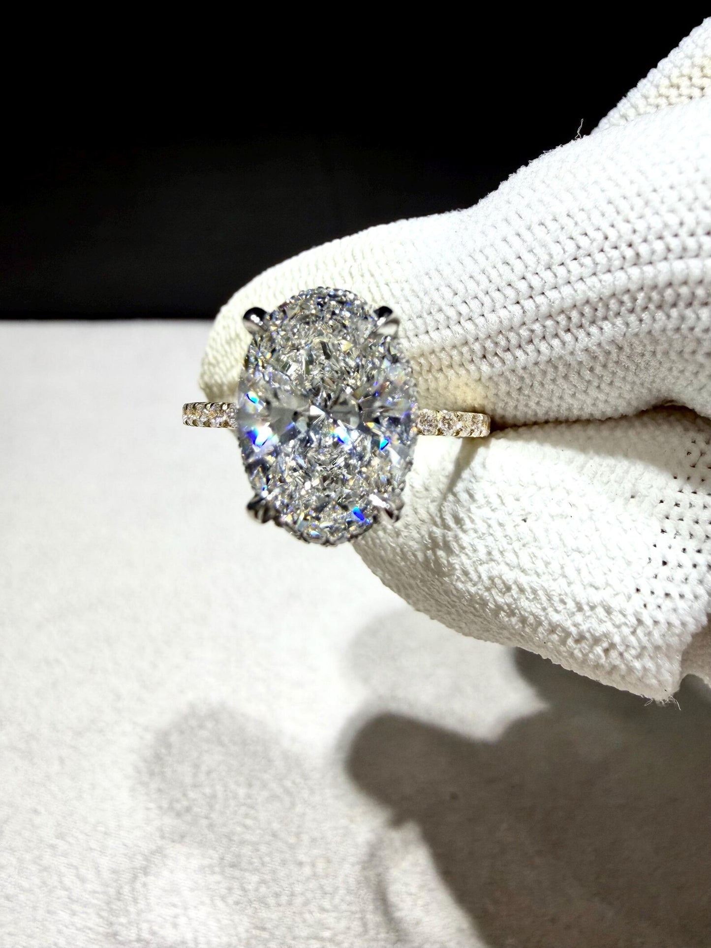 14K Yellow Gold Oval Diamond Engagement Ring, 3.04 Carat Lab Grown IGI Certified VS1/E