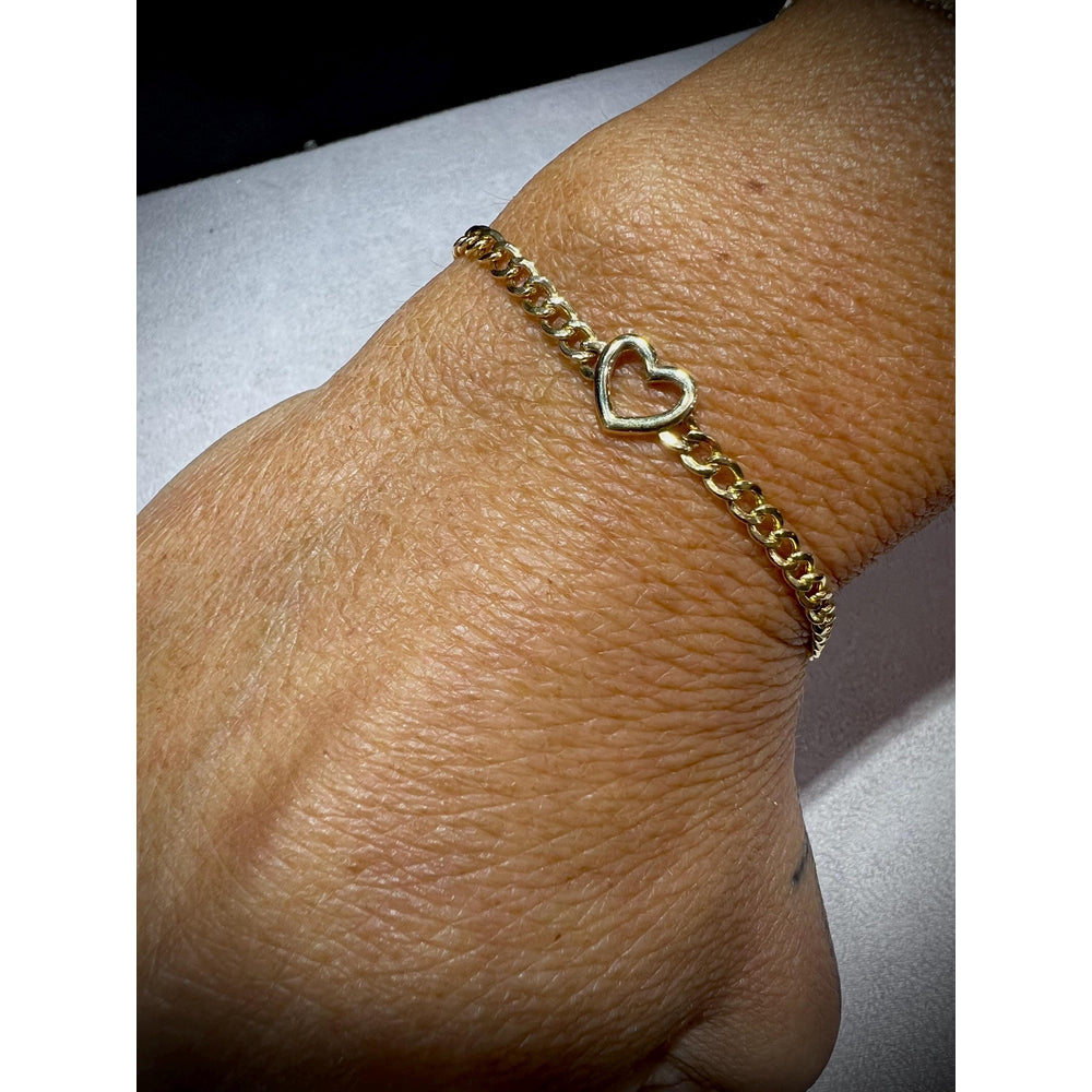 14K Heart Curb Chain Bracelet / Gold Heart Bracelet / 14K Heart Bracelet / Heart Bracelet / 14K Link Bracelet