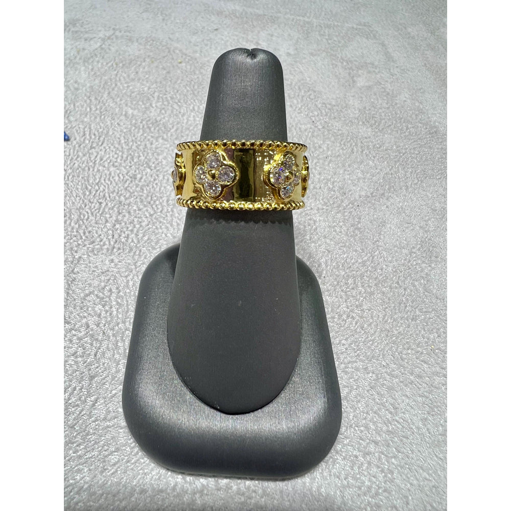 Diamond Clover Ring / Clover Ring / Diamond Flower Ring / Diamond Clover Band / 1.50 Carat Diamond Band