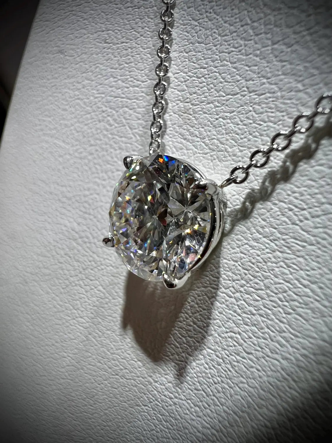 14K Round 3.02 Carat Lab Grown IGI Certified Diamond Solitaire Necklace: Adjustable
