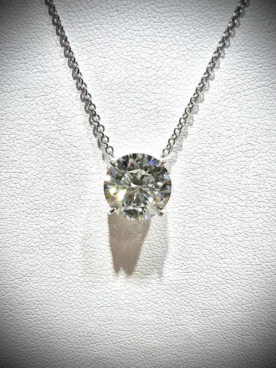 14K Round 3.02 Carat Lab Grown IGI Certified Diamond Solitaire Necklace: Adjustable