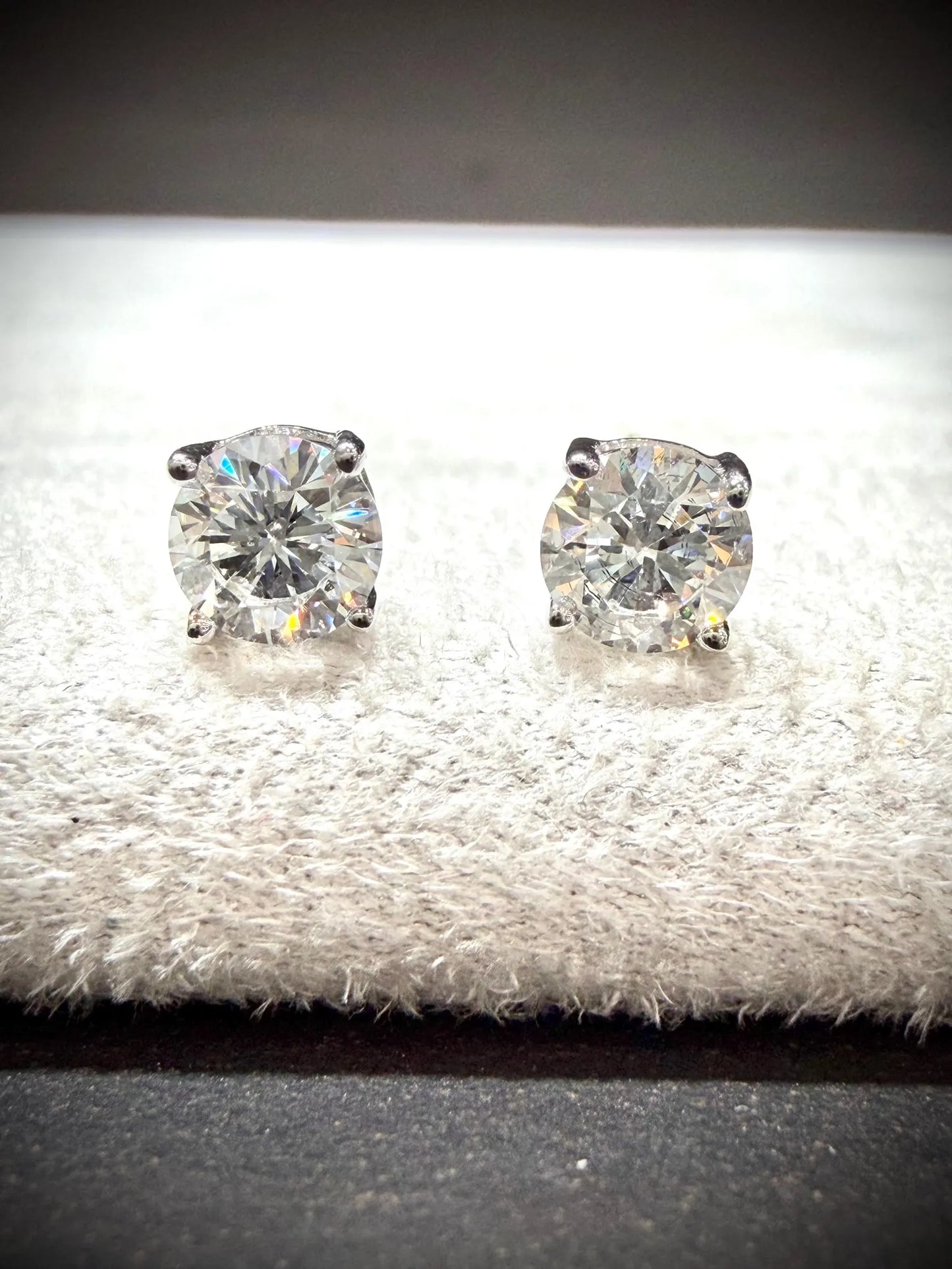 Sterling Silver Lab Grown Round Diamond Stud Earrings 1.00 ct tw.