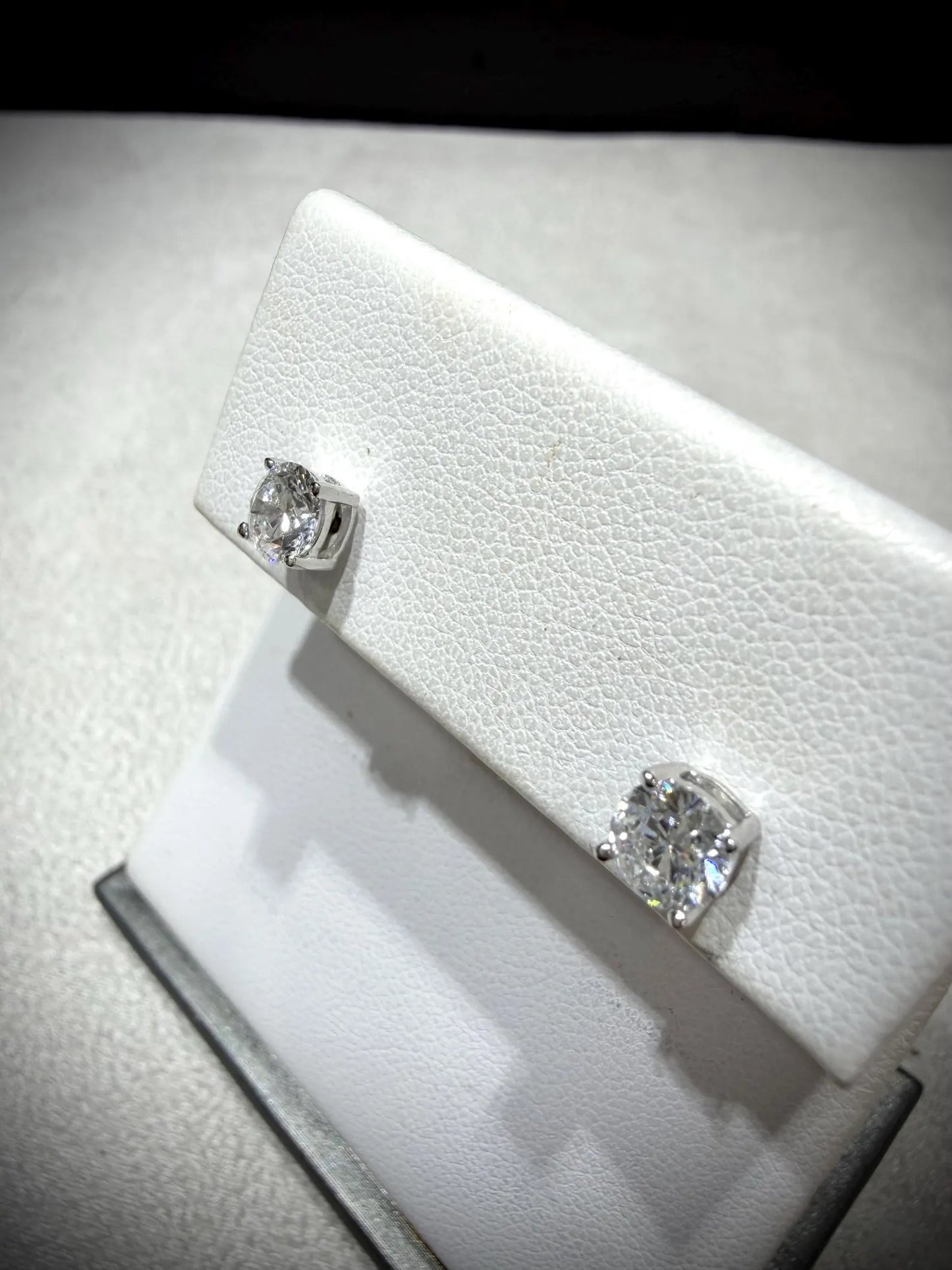 Sterling Silver Lab Grown Round Diamond Stud Earrings 1.00 ct tw.