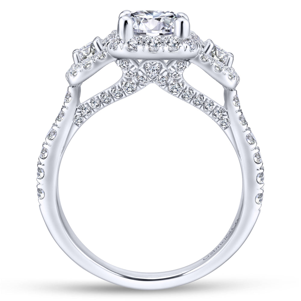 18K White Gold Round Diamond Engagement Ring