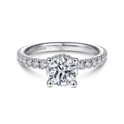 18K White Gold Diamond Engagement Ring