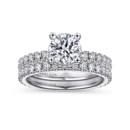 18K White Gold Diamond Engagement Ring