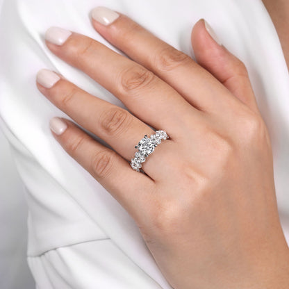 14K White Gold Round Diamond Engagement Ring