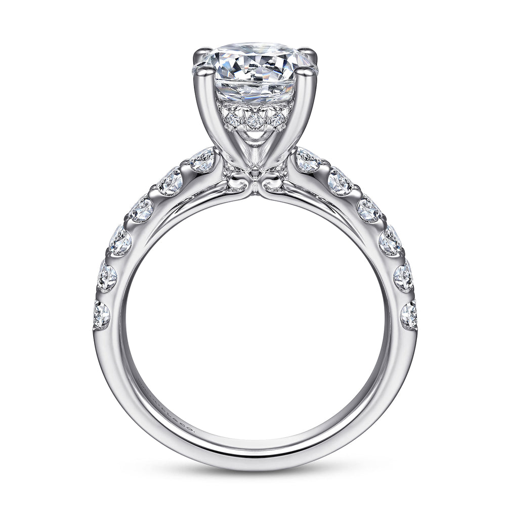 18K White Gold Round Diamond Engagement Ring
