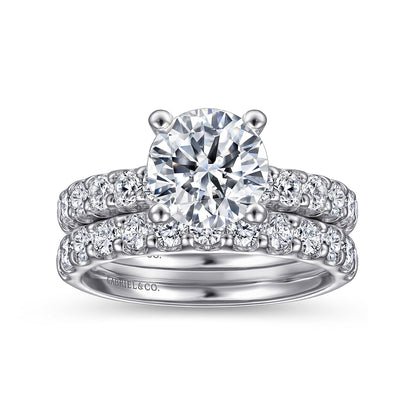 18K White Gold Round Diamond Engagement Ring