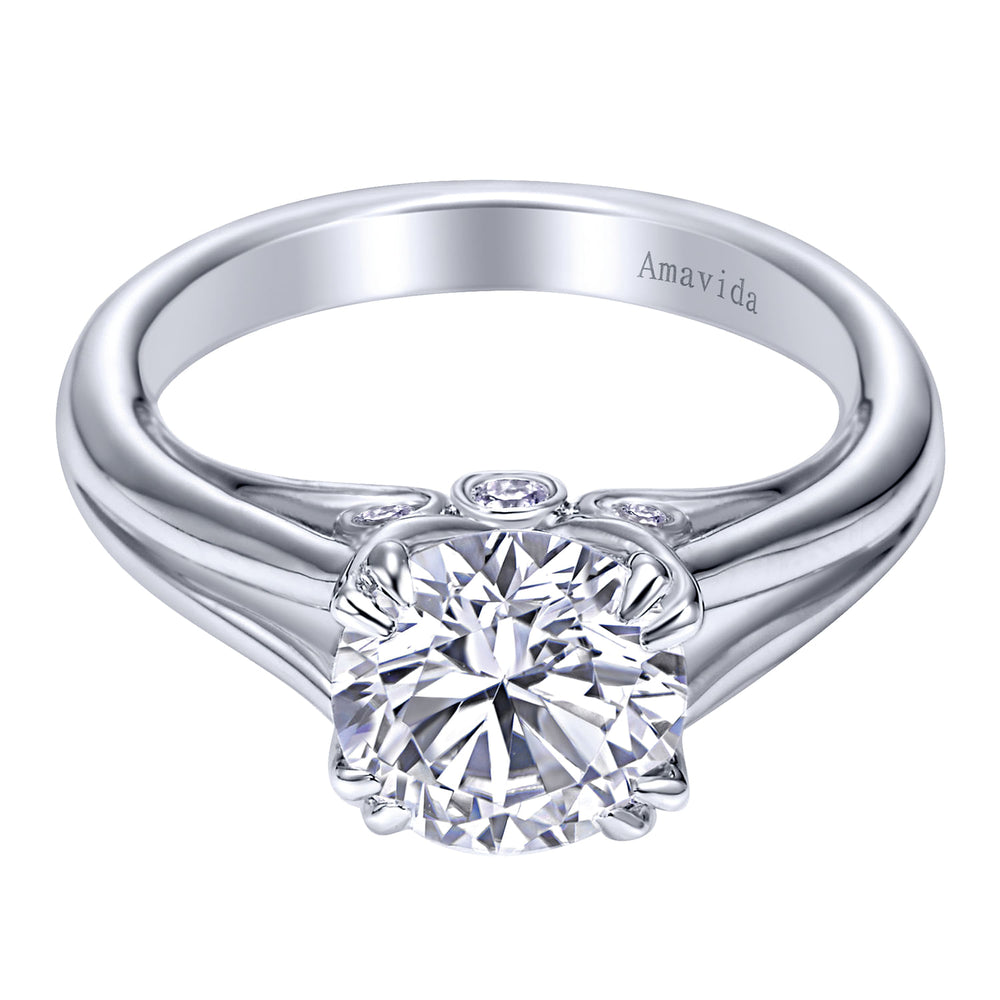 18K White Gold Round Split Shank Diamond Engagement Ring