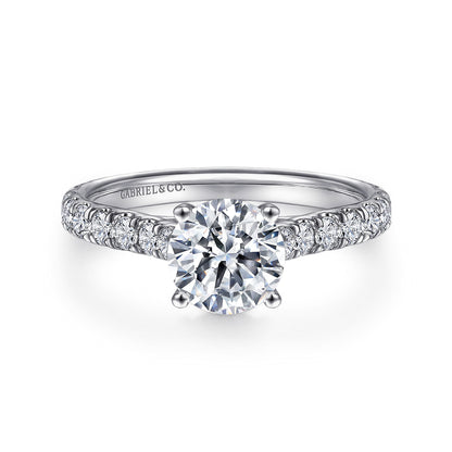 18K White Gold Round Diamond Engagement Ring