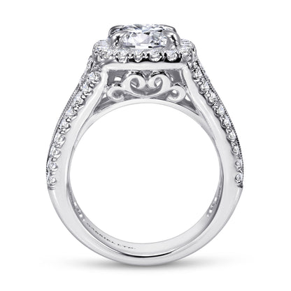 18K White Gold Round Halo Diamond Engagement Ring
