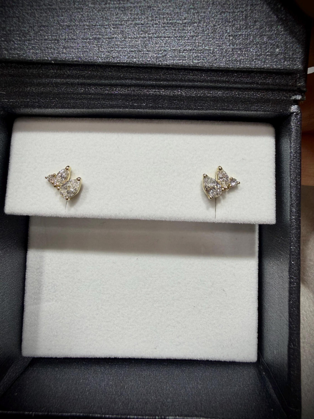 10K Lab Grown Diamond Cluster Earrings, 0.60 Carats tw.