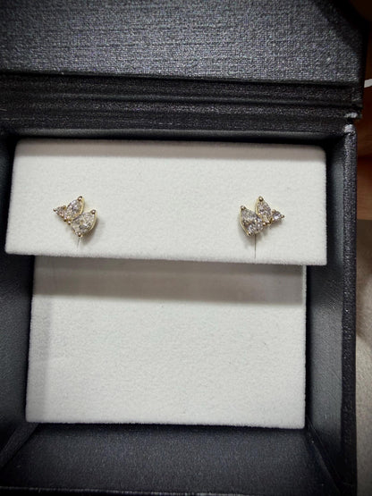 10K Lab Grown Diamond Cluster Earrings, 0.60 Carats tw.