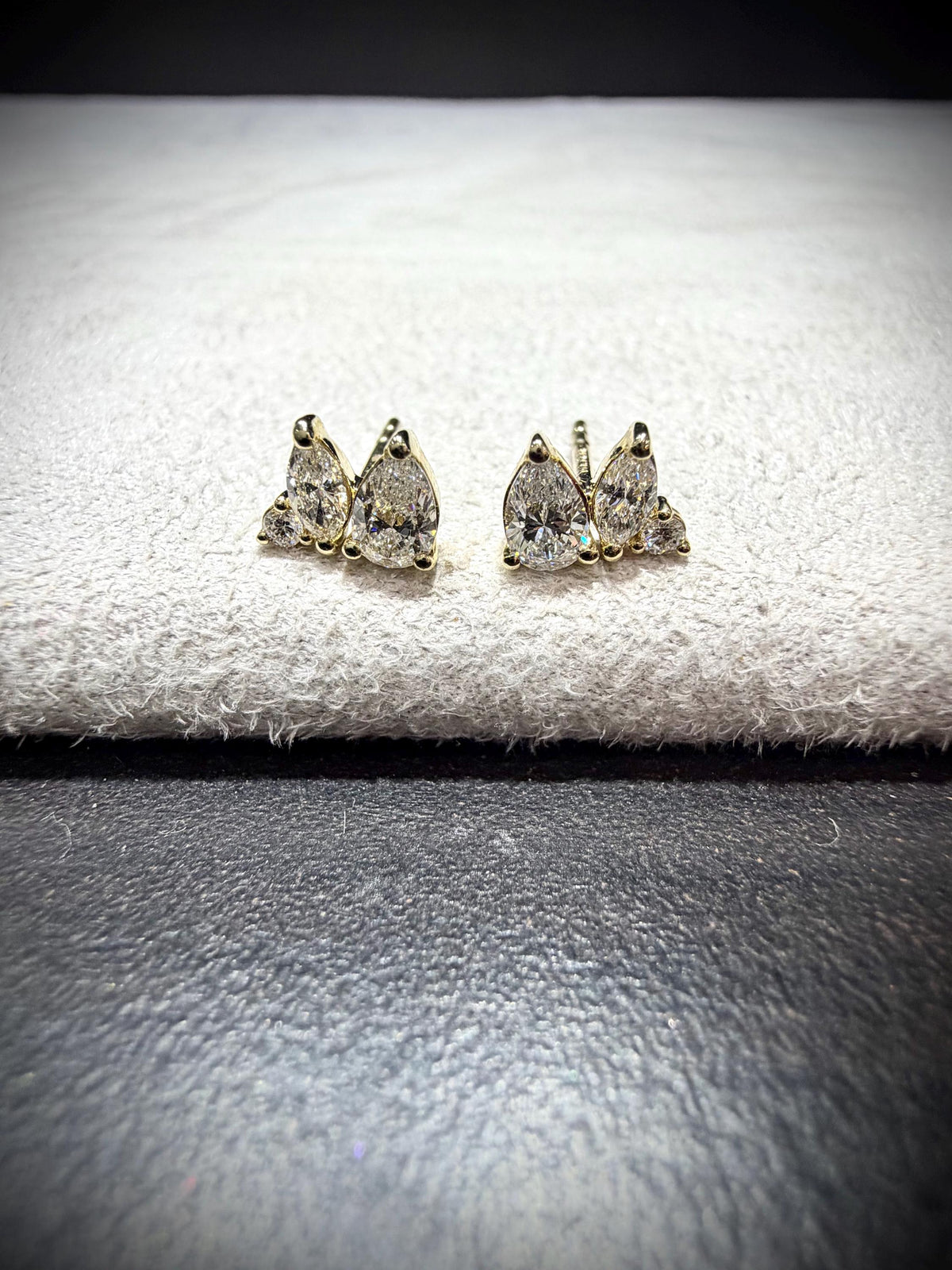 10K Lab Grown Diamond Cluster Earrings, 0.60 Carats tw.