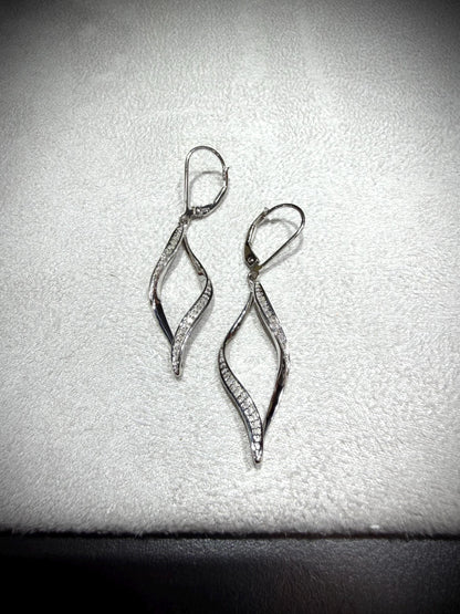 Diamond Dangle Twist Earrings 0.10 ct tw. Sterling Silver