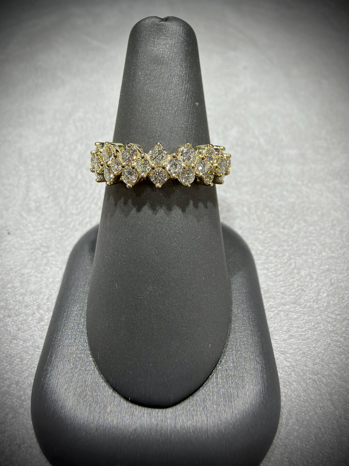 10K Lab Grown Diamond Ring 1.00 Carat tw.