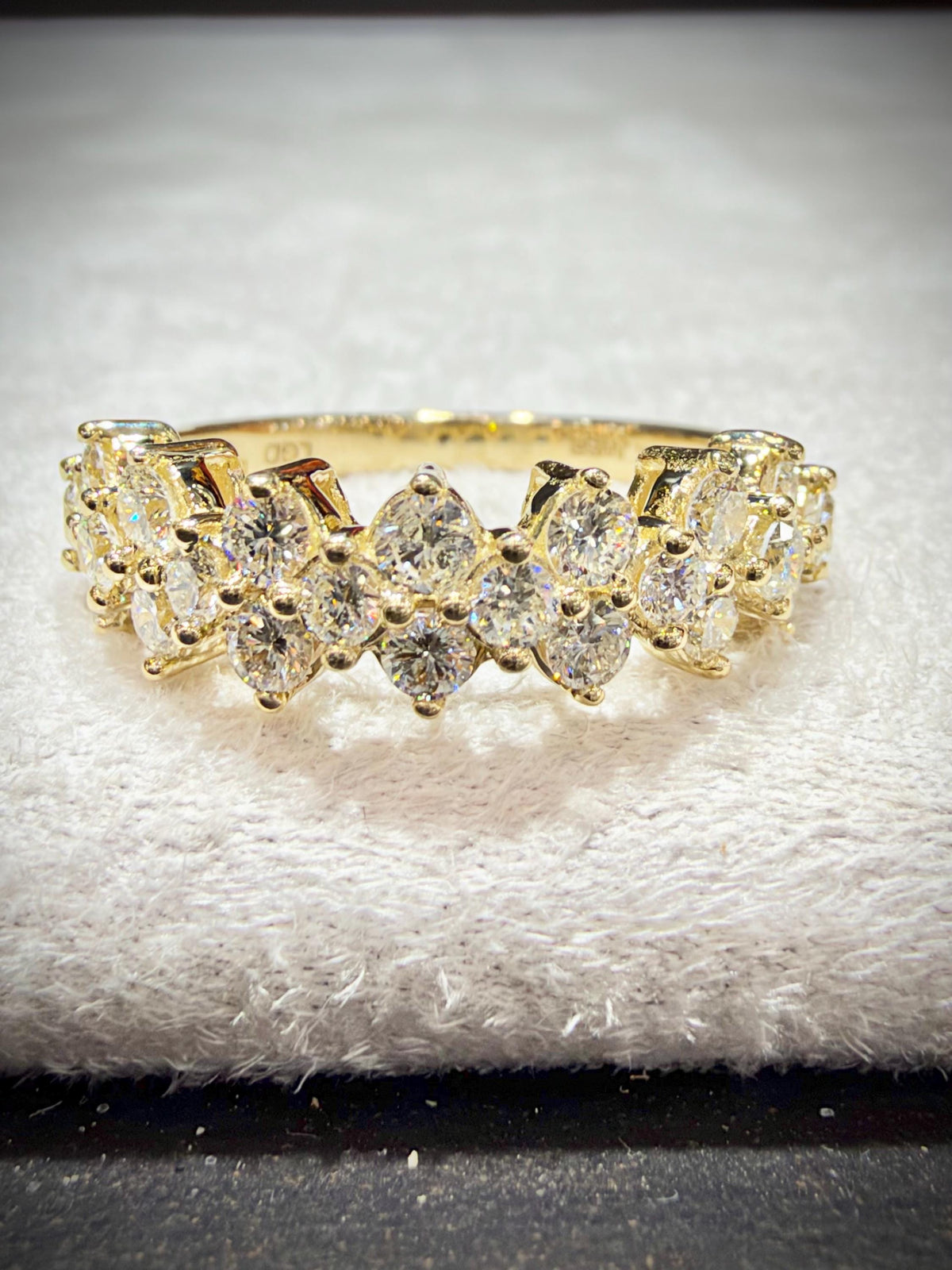 10K Lab Grown Diamond Ring 1.00 Carat tw.