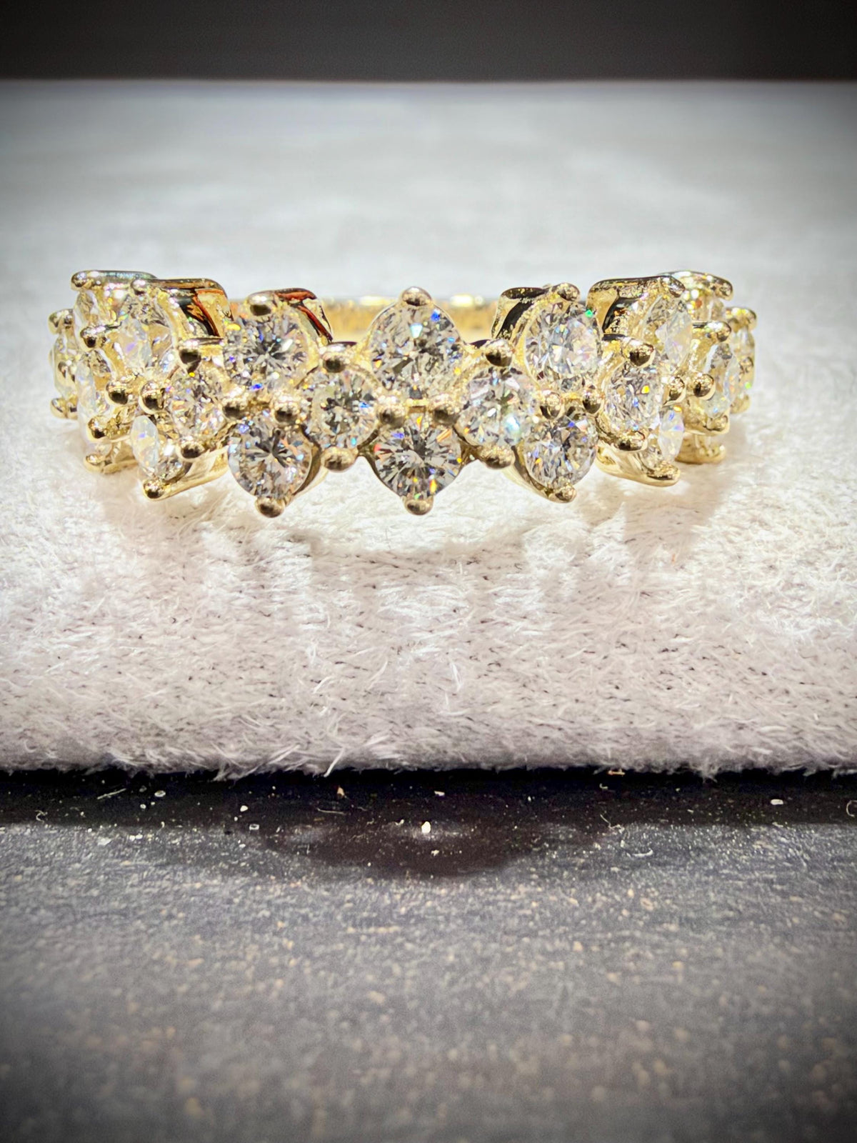 10K Lab Grown Diamond Ring 1.00 Carat tw.