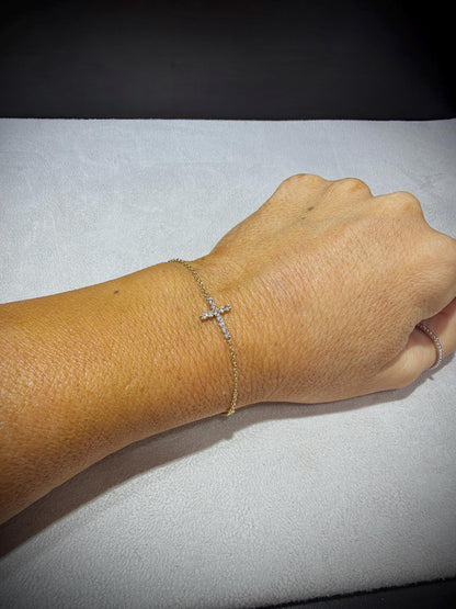 14K Natural Diamond Cross Bracelet 0.34 ct tw. 7” adjustable
