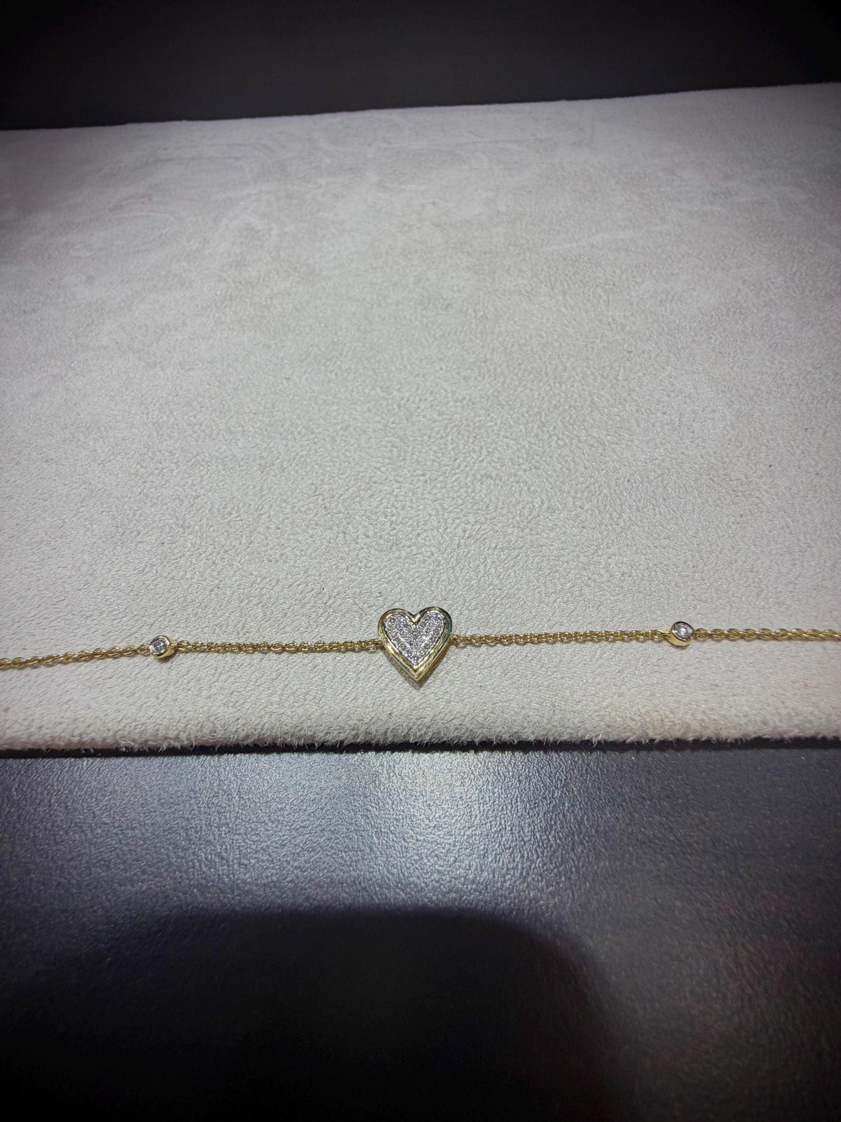 14K Natural Diamond Heart Bracelet 0.11 ct tw. adjustable 6”- 7”