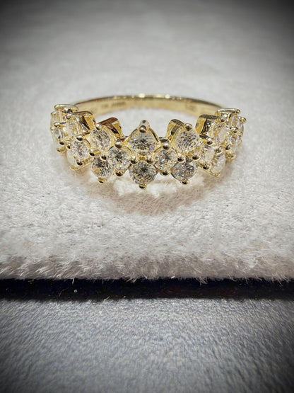 10K Lab Grown Diamond Ring 1.00 Carat tw.