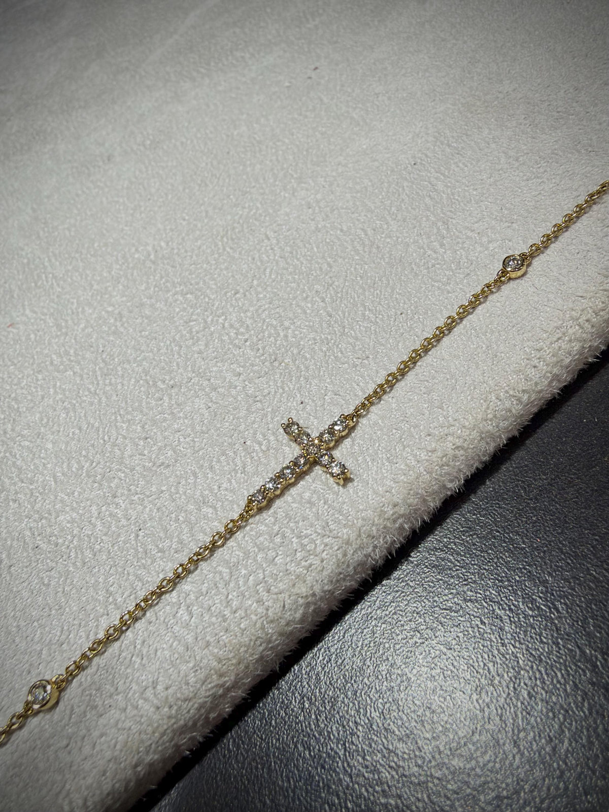 14K Natural Diamond Cross Bracelet 0.34 ct tw. 7” adjustable