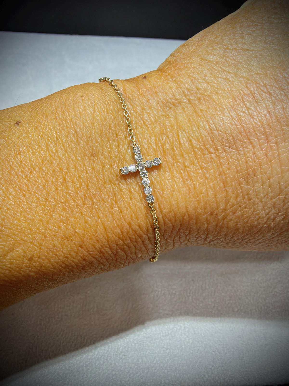 14K Natural Diamond Cross Bracelet 0.34 ct tw. 7” adjustable