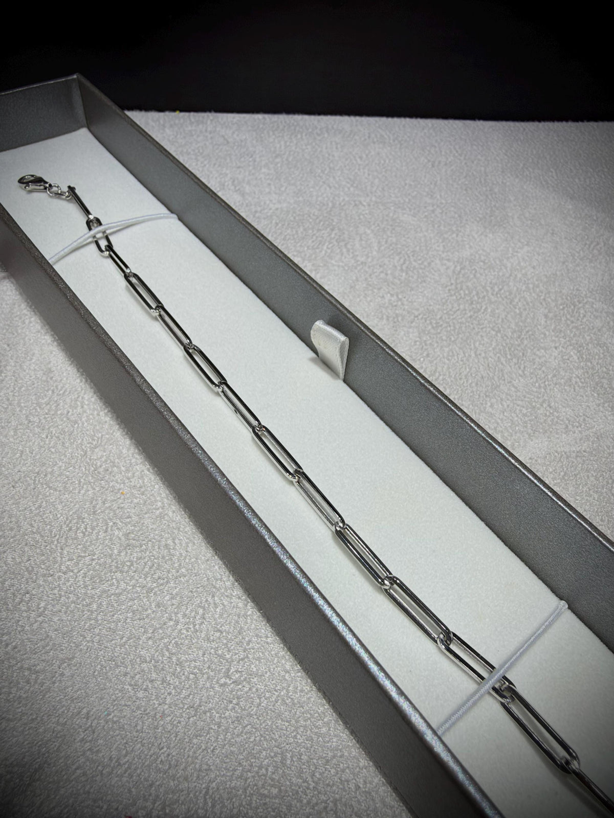 14K White Gold Paperclip Link Bracelet 7”