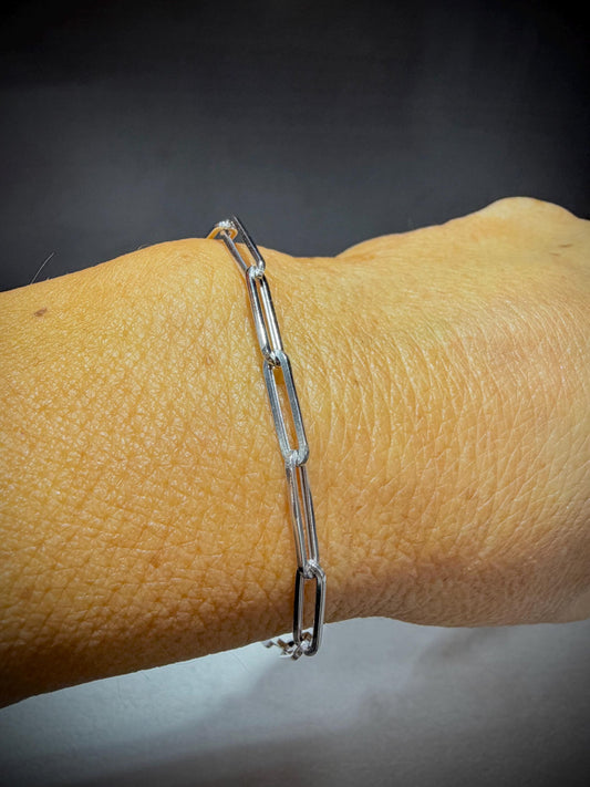14K White Gold Paperclip Link Bracelet 7”