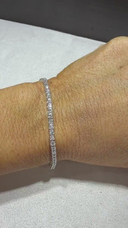 Sterling Silver Lab Grown Round 3.00 ct tw Diamond Tennis Bracelet: 7”